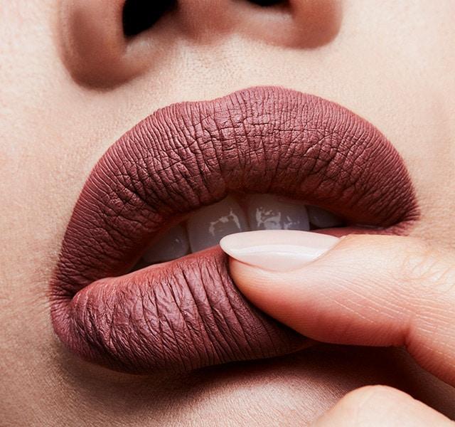 Actual product image MAC Cosmetics Retro Matte Liquid Lipcolour (Topped With Candy)