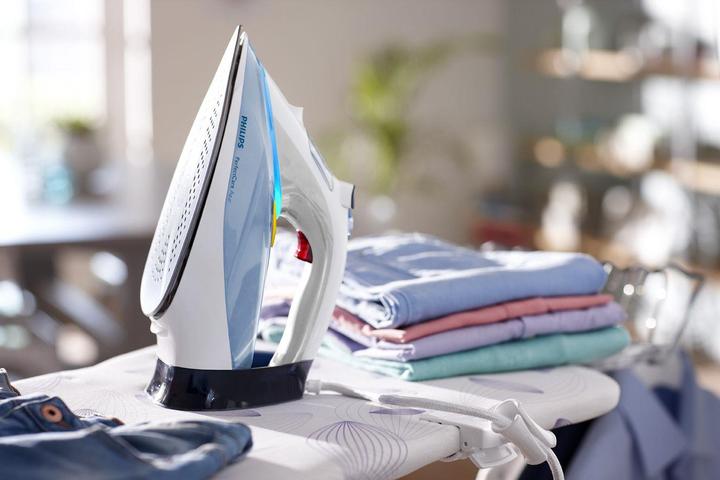 Image du produit Philips GC 4910/11 PerfectCare AZUR (2400 W, 180 g/min)