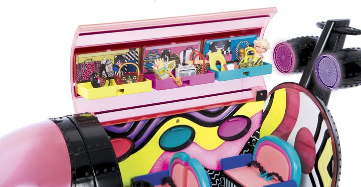 Produktbild MGA O.M.G. Remix 4-in-1 Plane Playset Transforms