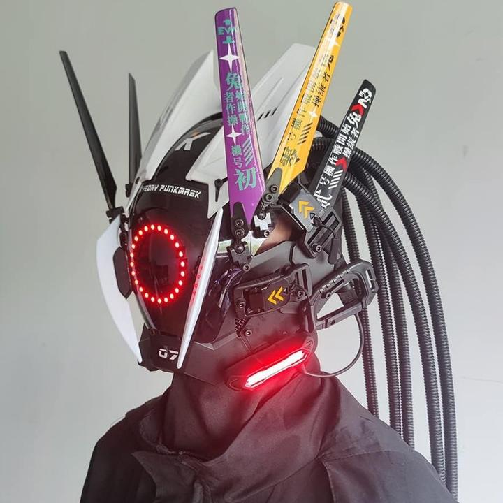 Actual product image Out of the blue Science-Fiction Maske, Samurai-Maske, Punk Maske mit Multicolor LED Lichter und Zubehör
