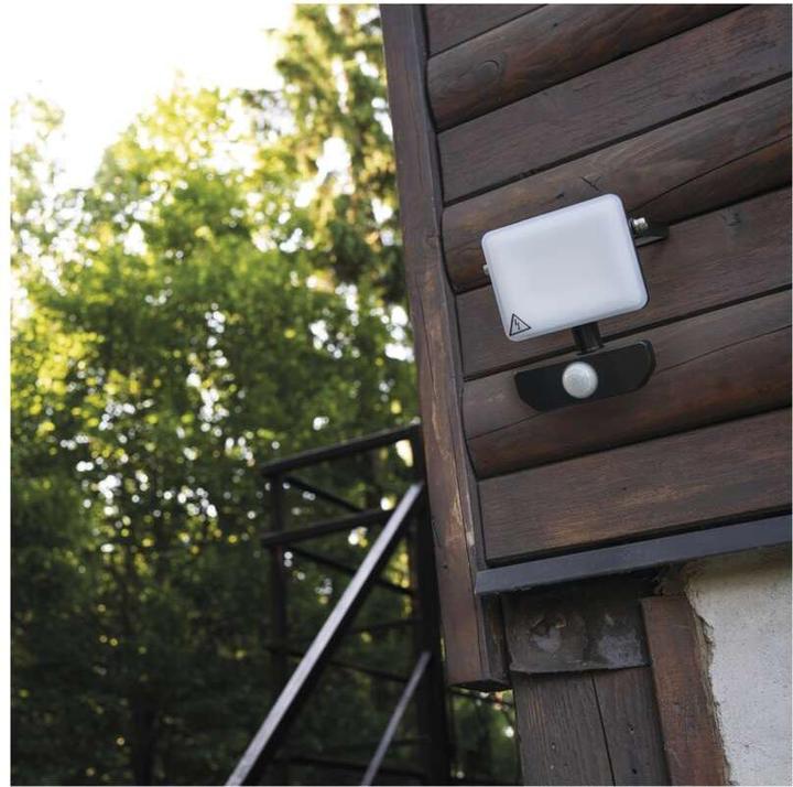 Produktbild Emos LED Flutlicht ILIO mit Bewegungsmelder, 10,5W (950 lm, IP44)