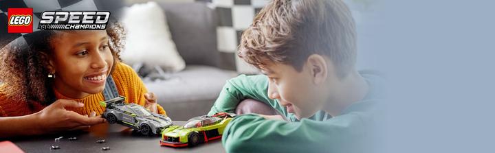 Productafbeelding LEGO Aston Martin Valkyrie AMR Pro & Aston Martin Vantage GT3 (76910, LEGO Snelheidskampioenen)