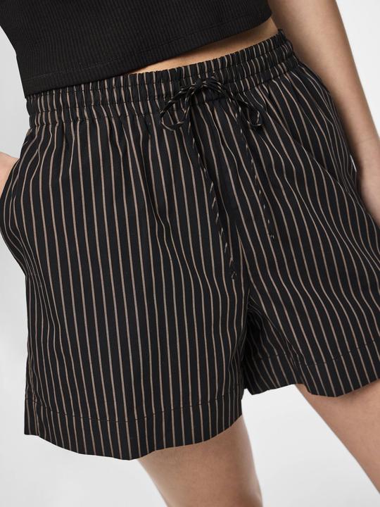 Actual product image Pieces PCPENNY Shorts (M)