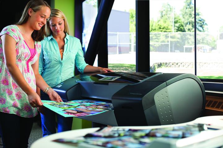 Actual product image HP Z3200PS, 44" DesignJet (Ink, Colour)