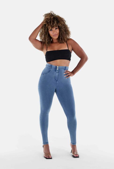 Actual product image Freddy WR.UP® Shaping Pants - Curvy WRUP1RC002NS (M)