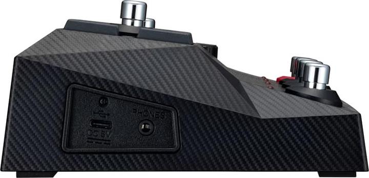 Actual product image Zoom B2 FOUR (EU) Bass Multi-Effects Pedal