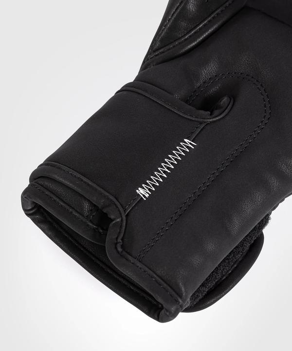 Actual product image Venum Tactical XT Boxhandschuhe Black/Fire Red (18 OZ)