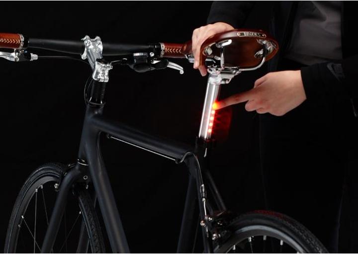 Actual product image Light Skin LED seatpost 25.4mm, black (25.40 mm)