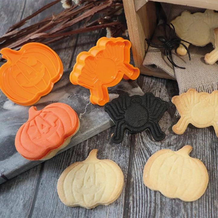 Actual product image ScrapCooking Set of 2 Halloween spider and pumpkin cookie cutters