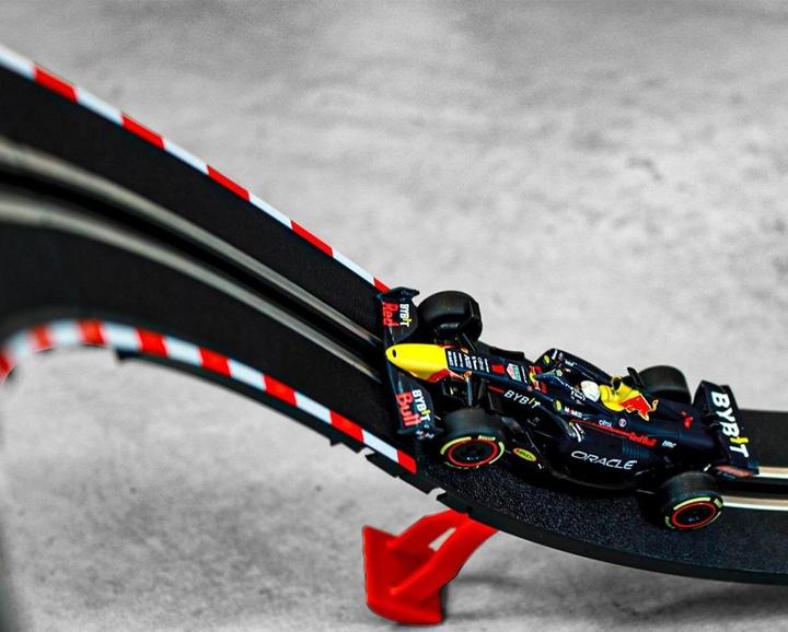 Actual product image Carrera GO! Challenger Formula Highspeed