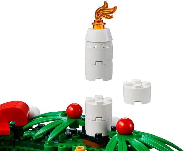 Actual product image LEGO 2-in-1 Advent Wreath (40426, LEGO Rare Sets)