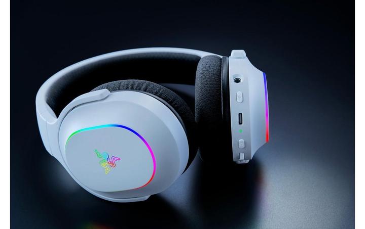 Produktbild Razer Barracuda X Chroma (Kabellos)