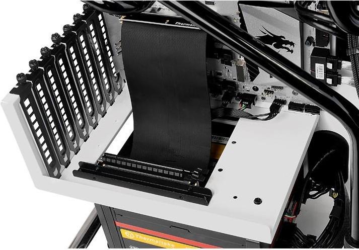 Actual product image Thermaltake Gaming PCI-E 3.0 X16 Riser Cable