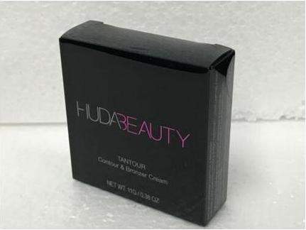 Huda Beauty Tantour Contour & Bronzer Cream Light Brown 0.38 Oz (Tan, Highlighter, 10.77 g)