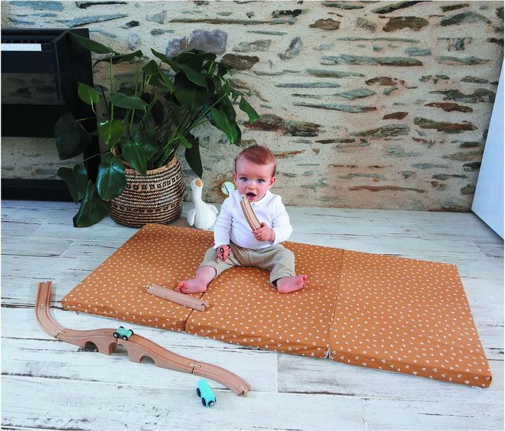 Actual product image Candide Foldable travel cot mattress