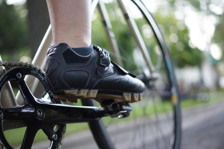 Actual product image Giro Privateer R (43)