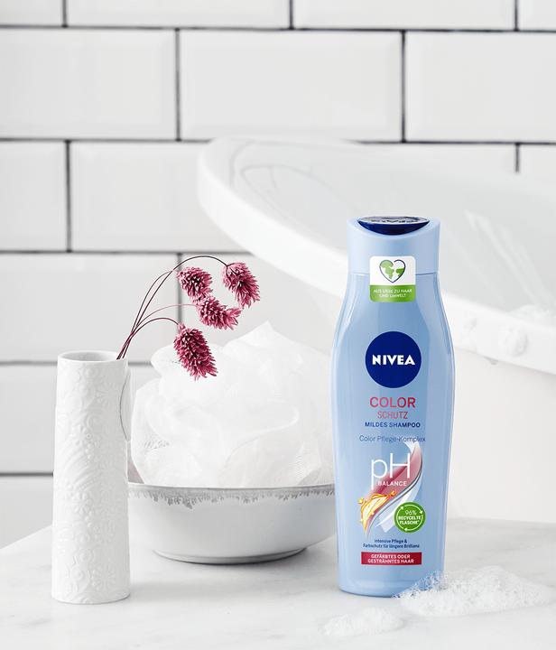 Actual product image NIVEA 82118 Hair shampoo (250 ml, Liquid shampoo)