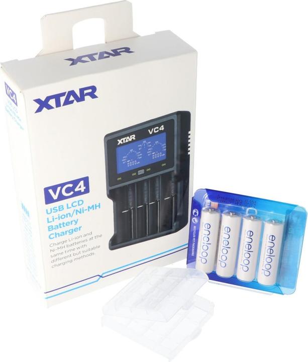 Image du produit AccuCell Chargeur rapide VC4 avec quatre batteries Panasonic Eneloop BK-3MCC1 + rangement de la... (AA, Piles rechargeables + chargeur)