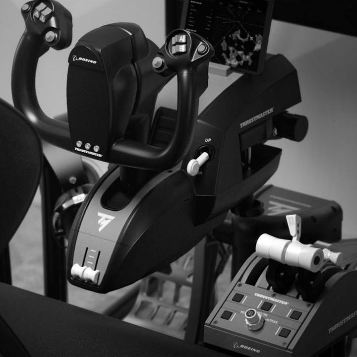 Actual product image Thrustmaster TCA Yoke Pack Boeing Edition (PC, Xbox Series X, Xbox One X, Xbox One S, Xbox Series S)
