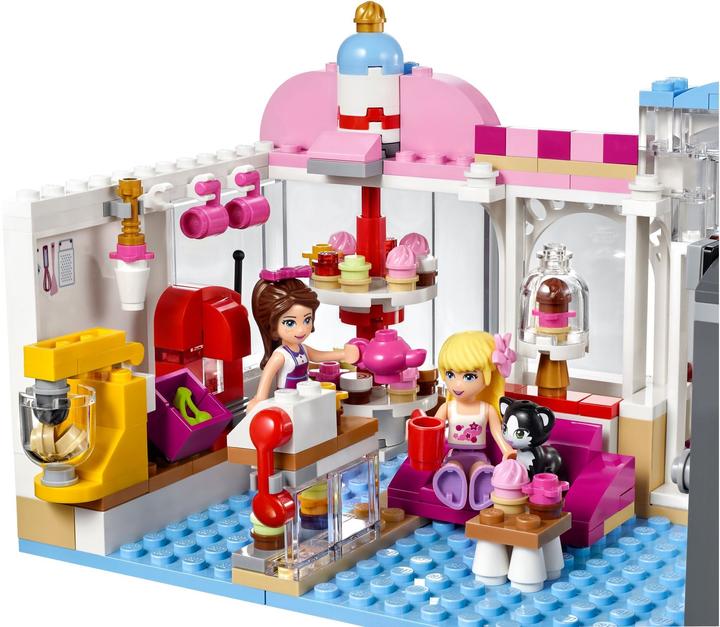 Actual product image LEGO Heartlake Cupcake Café (41119, LEGO Friends)