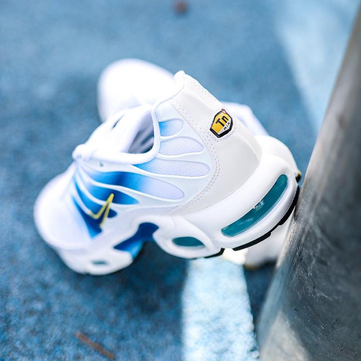 Produktbild Nike Air Max Plus (39)