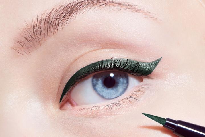 Productafbeelding Dior Diorshow On Stage Liner No 386 (Smaragdparelmoer)
