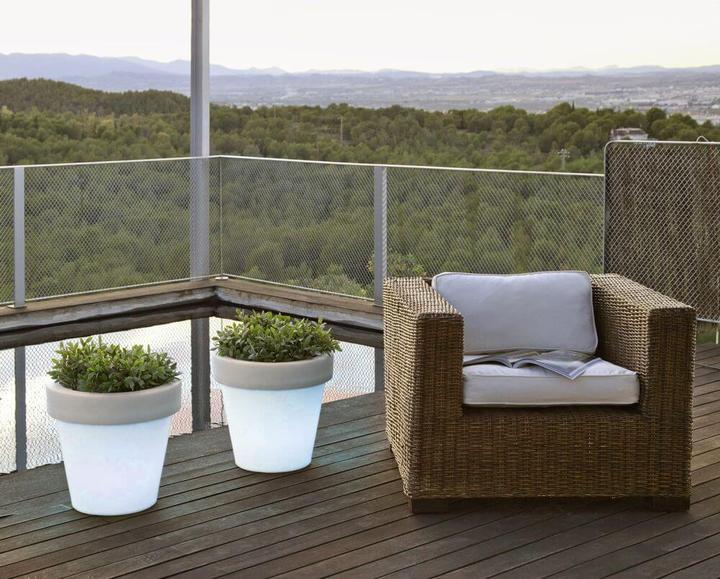 Productafbeelding Newgarden MAGNOLIA 80 LED XXL verlichte bloempot, tuinbak groot buiten E27 ø80x76cm IP65