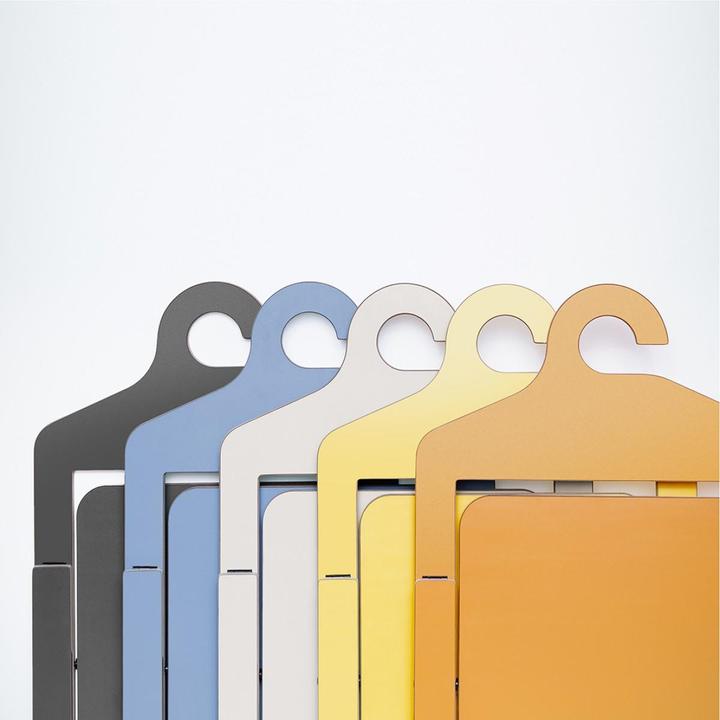 Actual product image Umbra Shift Hanger