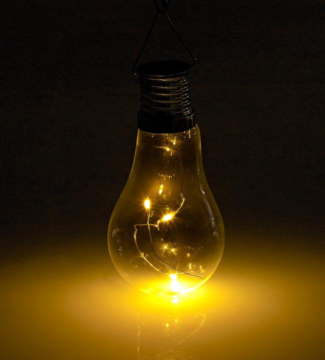 Produktbild Lunartec 2er-Set Solar-LED-Lampe in Glühbirnen-Form (6.5 x 17.5 cm, 2 x)
