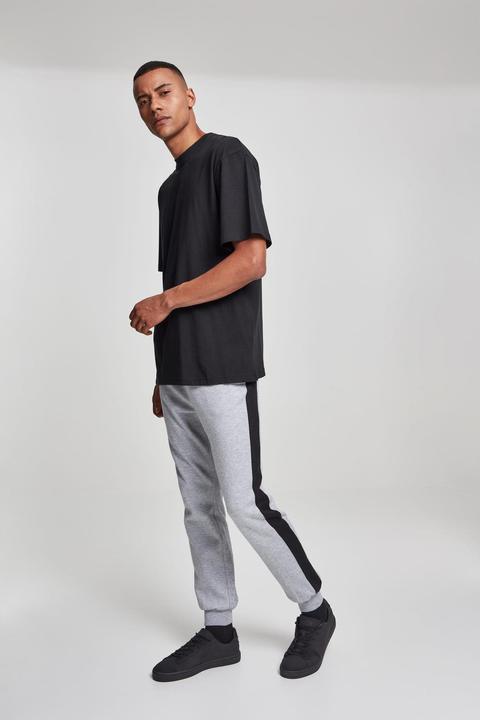 Actual product image Urban Classics Tall Tee (L)