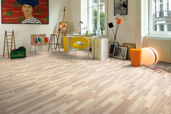 Produktbild Megafloor Esche weiss Silenzio (Laminat, 1.74 m²)