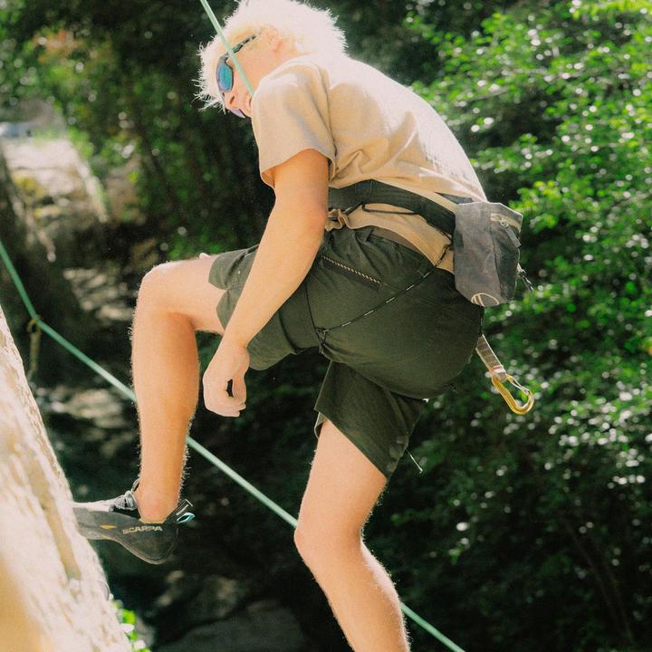 Actual product image Salewa Agner Hemp Ripstop Shorts (L)