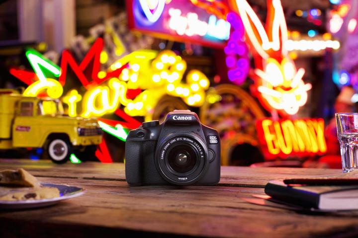 Produktbild Canon EOS 1300D Kit (18 Mpx, APS-C / DX)