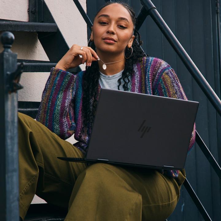 Immagine prodotto HP Envy x360 (15.60", AMD Ryzen 7 7730U, 16 GB, 512 GB, DE)