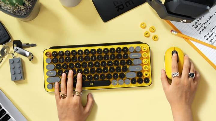 Produktbild Logitech POP Keys (CH, Kabellos)