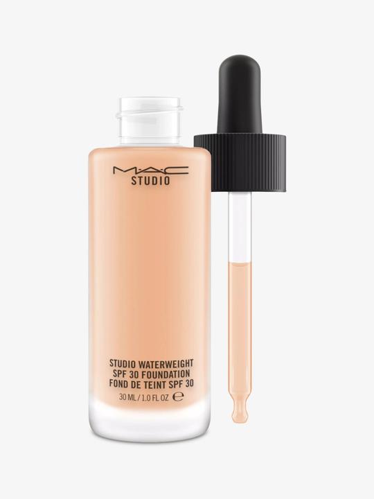 Immagine prodotto MAC Cosmetics Studio Waterweight (No. NW22)