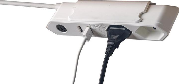 Actual product image Steffen Steba IQ (2 x, Type 13, USB-A, 1.50 m)