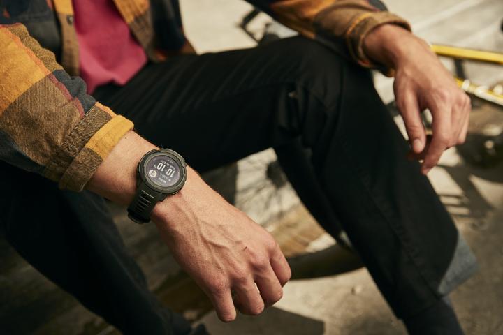 Produktbild Garmin Instinct 2 (45 mm)