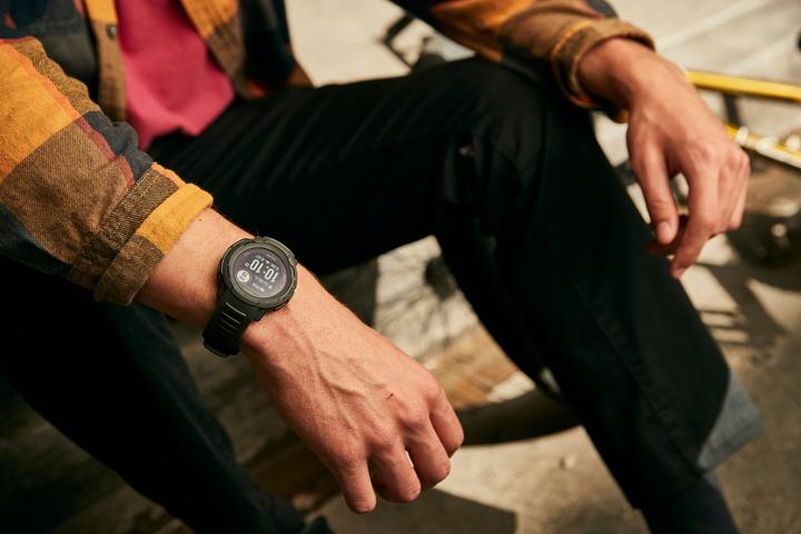 Produktbild Garmin Instinct 2 Solar (45 mm)