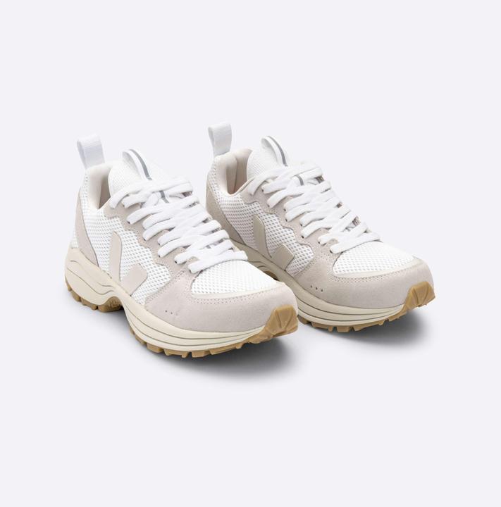 Actual product image Veja Venturi (39)