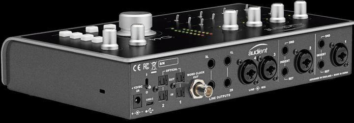 Produktbild Audient iD44 (USB)