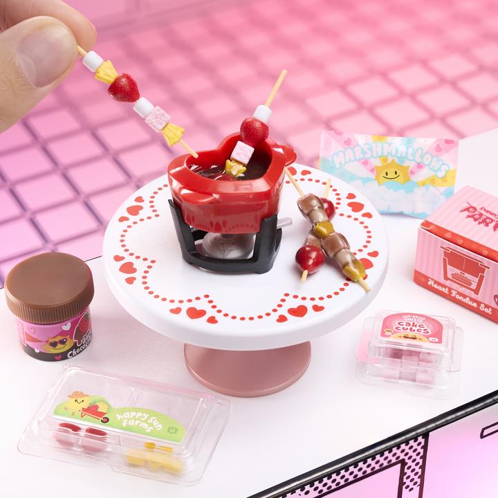 Actual product image MGA 's Miniverse - Make It Mini With Love in PDQ