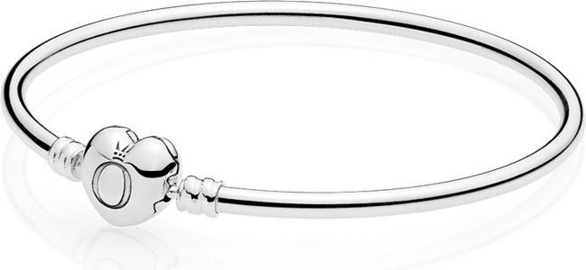 Pandora Moments Armreif mit Herzverschluss