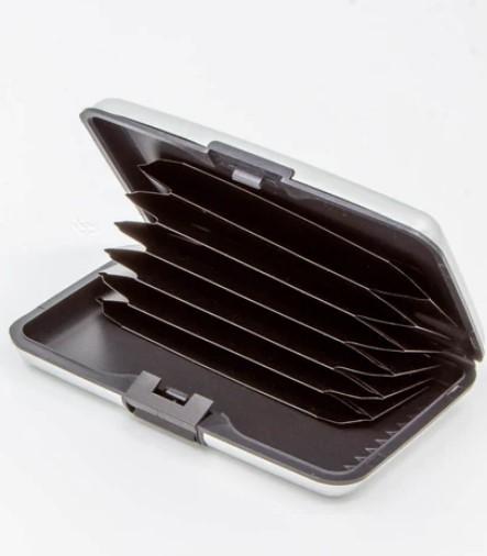 Actual product image Dizz One Credit card case