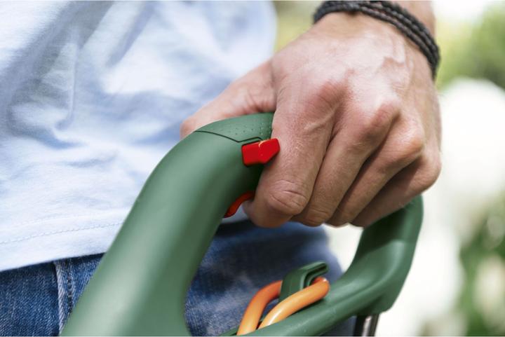 Produktbild Bosch Home & Garden Rasentrimmer EasyGrassCut 23 (Trimmfaden)