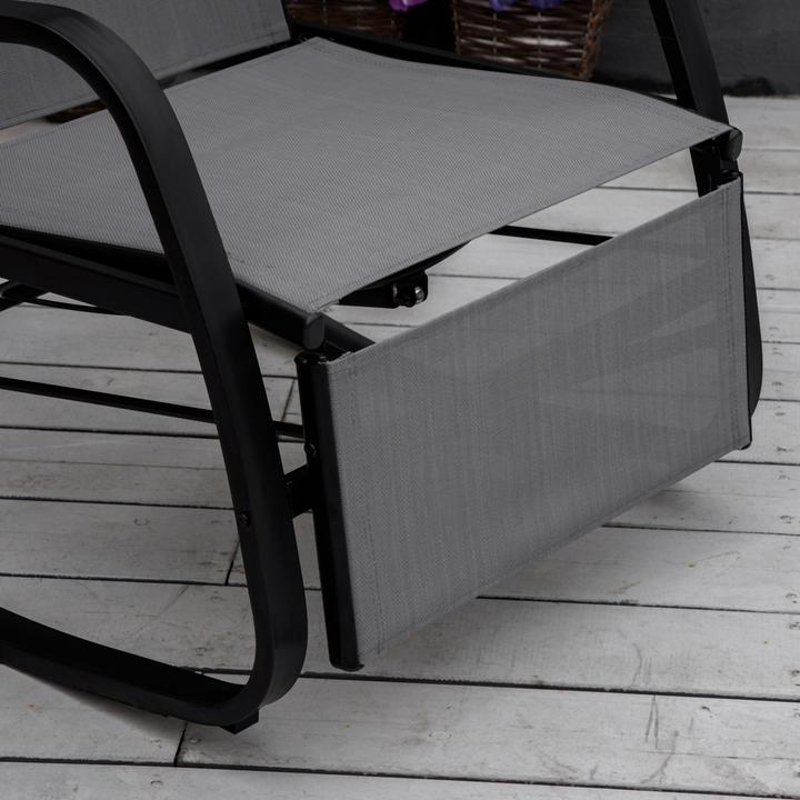Produktbild Outsunny Schaukelstuhl mit verstellbarer Rückenlehne und Fussstütze (90 cm)