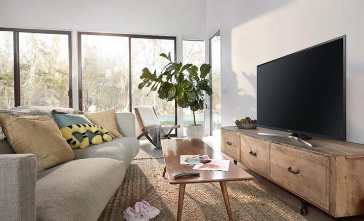 Immagine prodotto Samsung Ue55ku6070 (55", LCD, 4K, 2016)
