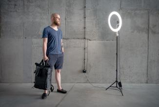 Actual product image Newell Ring Light RL-18A - Artic White (Ring light)