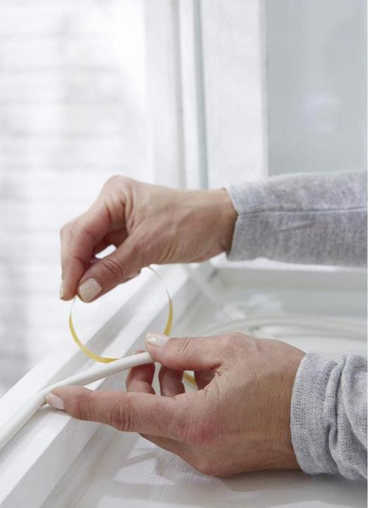 Produktbild tesa tesamoll CLASSIC P-Profil Fensterdichtung, Gummidichtung zum Isolieren