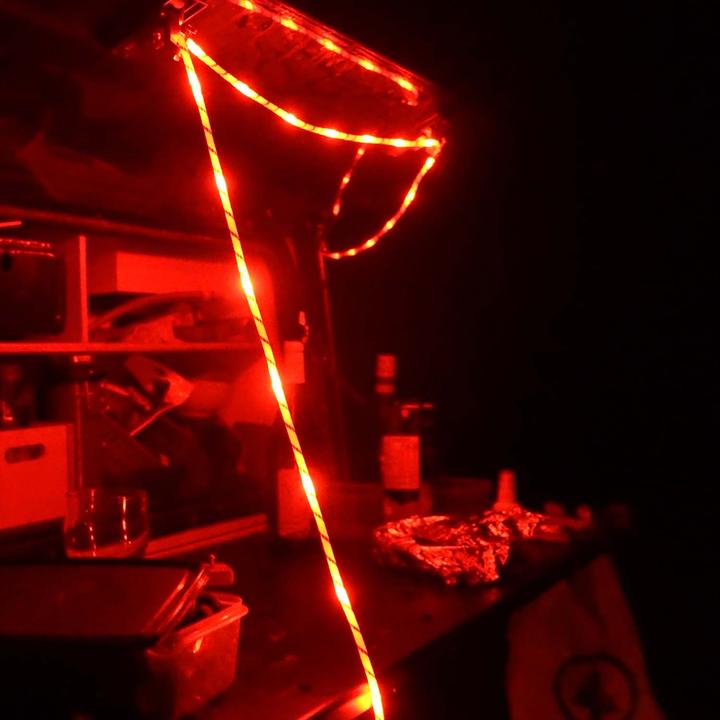 Produktbild The Sunnyside Leuchttau Rot-Orange